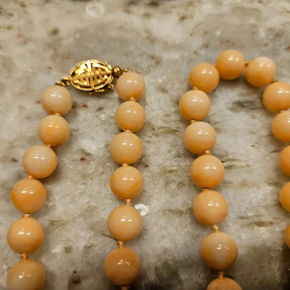RARE VINTAGE ESTATE ANGEL SKIN CORAL 14K GOLD 31